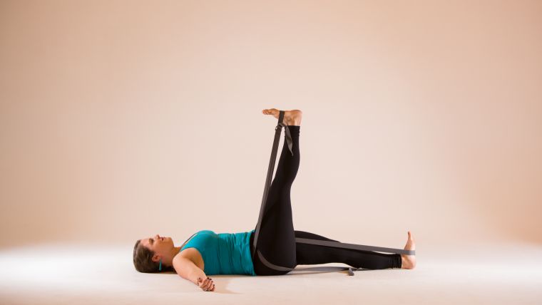 yoga-strap-uses